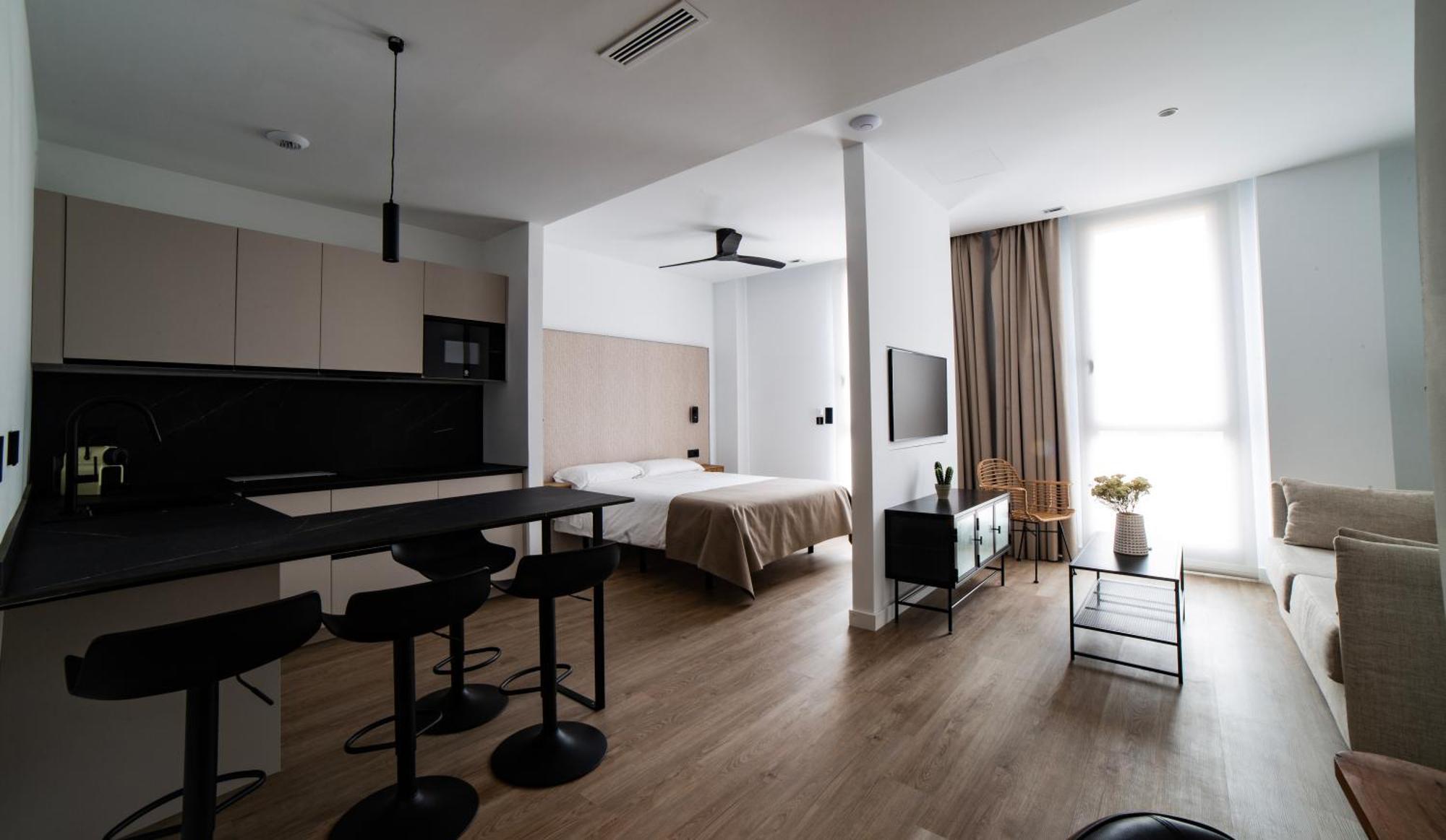 Demetrio By Alma Suites Valencia Exterior foto